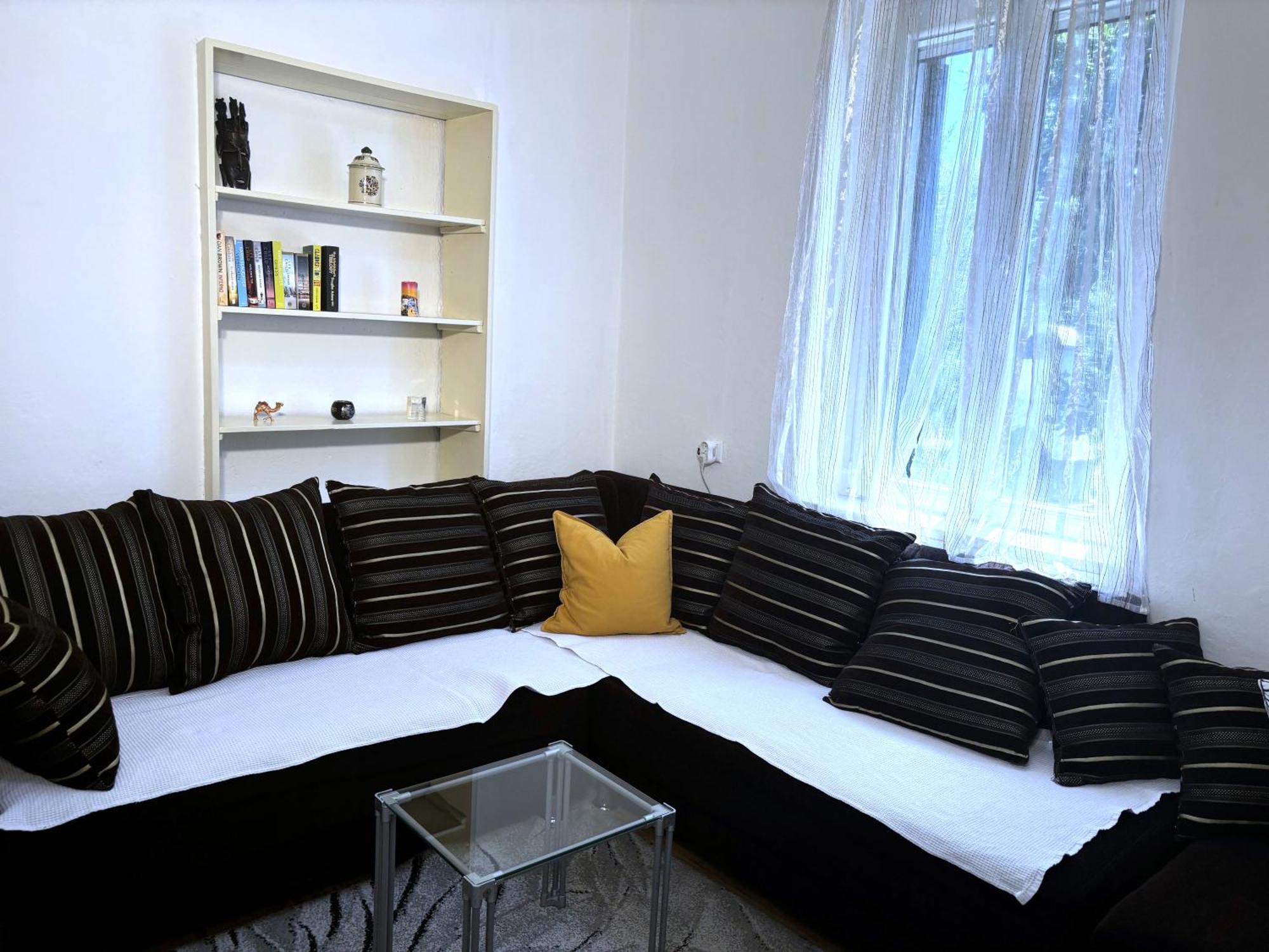 Authentic Dalmatian House Appartement Kaštela Buitenkant foto