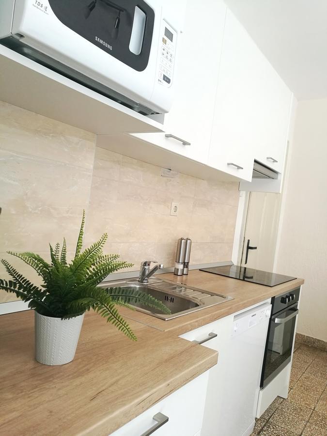 Authentic Dalmatian House Appartement Kaštela Buitenkant foto
